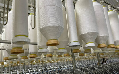 Industrias textiles de EE.UU., México y  Canadá exigen a Trump detener aranceles: Aseguran que solo favorecerán a China