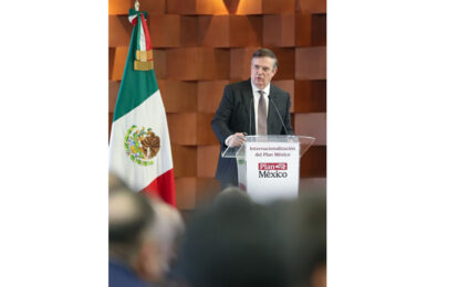 “Se van a mover algunos sectores y nosotros vamos a competir por ello”, dijo  Marcelo Ebrard