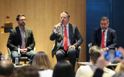 Ebrard advierte cambio de era comercial y urge a acelerar Polos de Desarrollo ante revisión del T-MEC