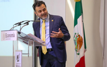 Secretaría de Economía y Ceneval firman convenio para impulsar microcredenciales en la Ruta Logística MX