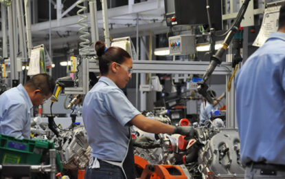 Caen ventas, producción y exportaciones de autos en febrero