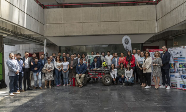 Tungaloy-NTK de México dona herramienta al equipo BAJA SAE de la UAM Azcapotzalco