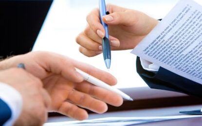 Crédito empresarial se desploma y prende focos amarillos en la economía mexicana