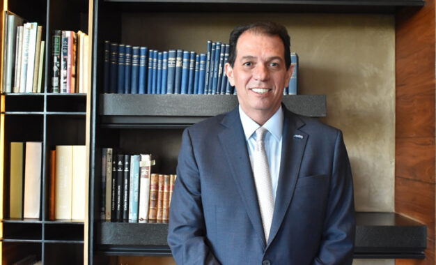 Jesús Sáenz asume la presidencia de la ANIQ en un entorno clave para la industria química