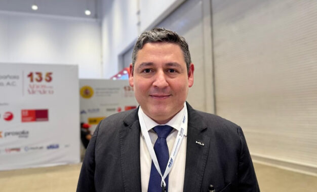 “México será el hub automotriz del mundo y que tiemble China, porque no tiene la calidad que tiene México”: Kia destaca inversiones en acero, talento e innovación