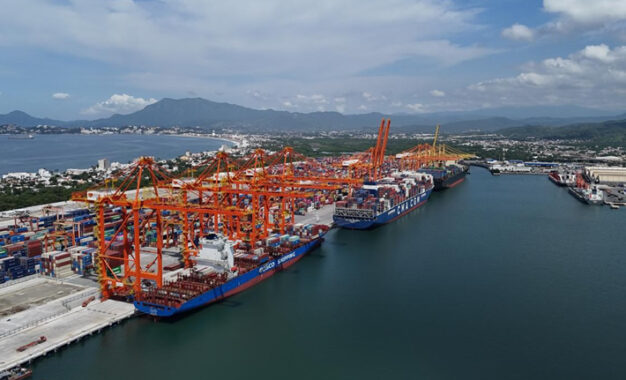 Manzanillo rompe récord histórico con más de 1 millón de TEUS en el primer trimestre de 2026