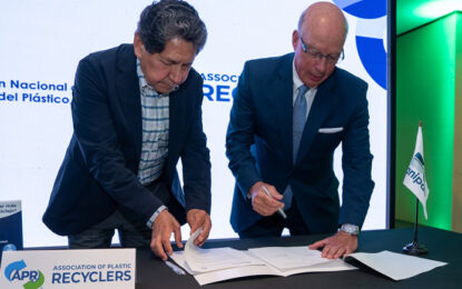APR y ANIPAC sellan alianza para transformar el reciclaje plástico en México y acelerar la economía circular