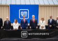 Trump dice a los trabajadores de GM que ha hecho más por ellos que sus padres