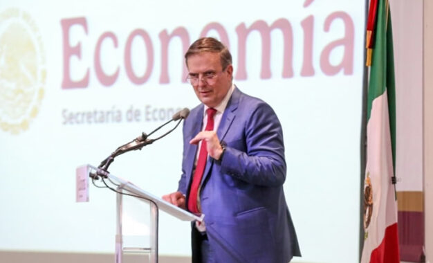 México quiere dejar de ensamblar y empezar a exportar biotecnología