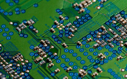 México busca integrarse a la cadena de semiconductores de Arizona; certificará talento en las 32 entidades