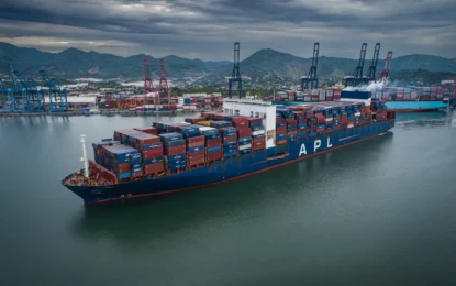 Manzanillo moviliza 9.5% más contenedores de enero a septiembre